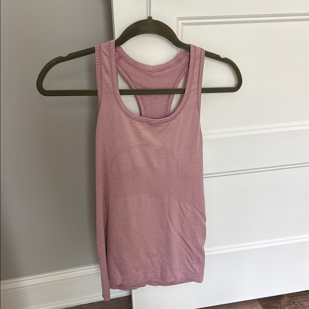 Mauve Lululemon Sleeveless Athletic Tank Top